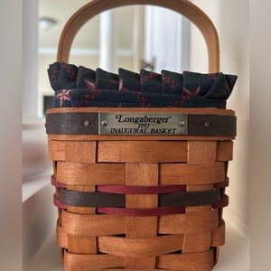 Longaberger 1993 Inaugural Basket with Cloth and plastic liner.